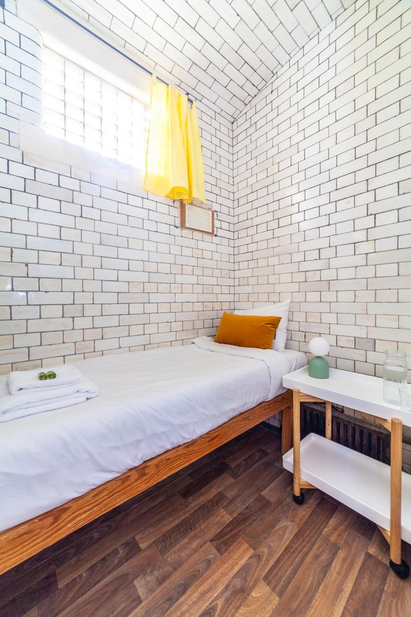 Lotus Guesthouse 伦敦 外观 照片