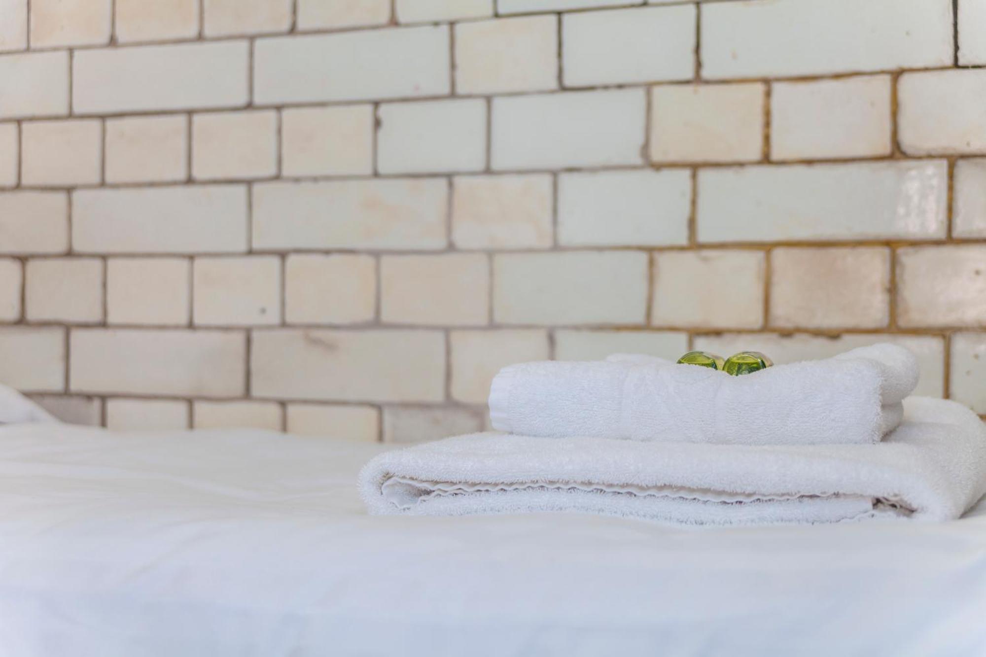 Lotus Guesthouse 伦敦 外观 照片